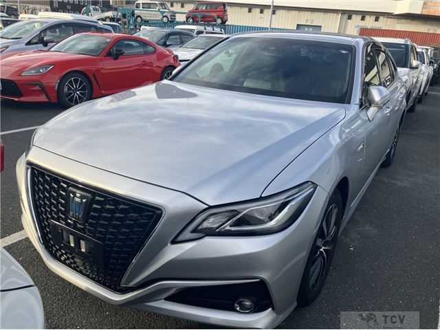 2019 Toyota Crown Hybrid