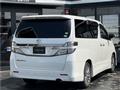 2013 Toyota Vellfire