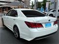2013 Toyota Crown Hybrid