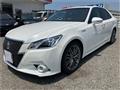 2013 Toyota Crown Hybrid