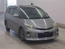2013 Toyota Estima