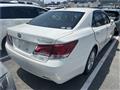 2013 Toyota Crown Hybrid