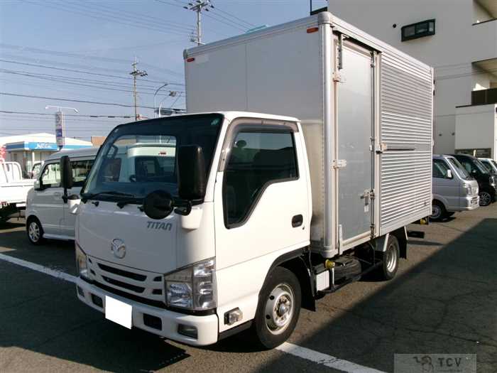2018 Mazda Titan