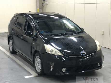 2013 Toyota PRIUS α