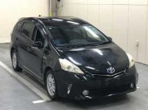 2013 Toyota PRIUS α