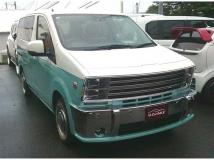 2025 Nissan NV200 VANETTE