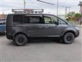 2018 Mitsubishi Delica D5
