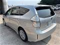 2013 Toyota PRIUS α