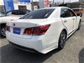 2013 Toyota Crown Hybrid