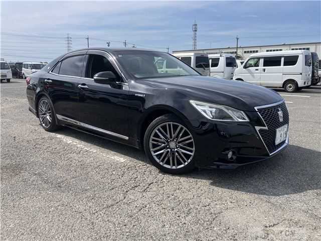 2013 Toyota Crown Athlete Series
