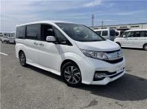 2016 Honda Step WGN