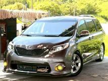 2012 Toyota Sienna