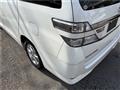 2013 Toyota Vellfire