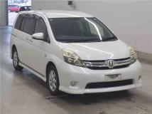 2014 Toyota Isis