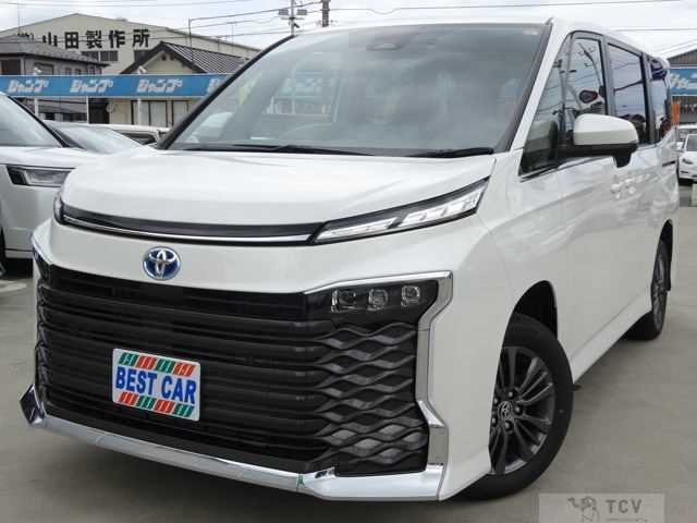2025 Toyota Voxy