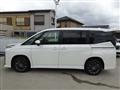 2025 Toyota Voxy