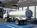 2013 Isuzu Elf Truck
