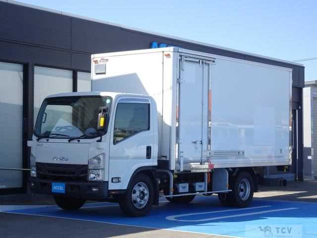 2015 Isuzu Elf Truck