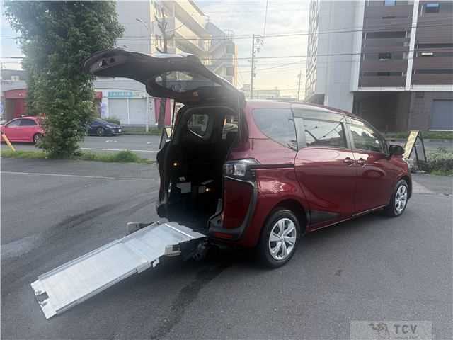 2019 Toyota Sienta