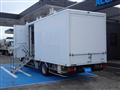 2018 Isuzu Elf Truck