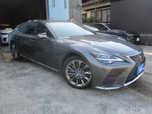 2022 Lexus LS