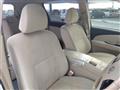 2013 Toyota Estima Hybrid