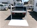 2005 Isuzu Elf Truck