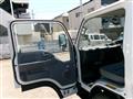 2005 Isuzu Elf Truck
