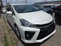 2016 Toyota PRIUS α
