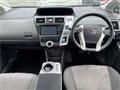 2014 Toyota PRIUS α