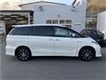 2014 Toyota Estima Hybrid