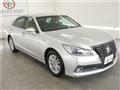 2013 Toyota Crown Hybrid