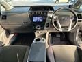 2011 Toyota PRIUS α