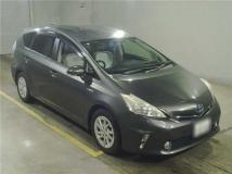 2012 Toyota PRIUS α