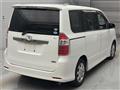 2009 Toyota Noah
