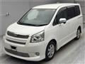 2009 Toyota Noah
