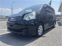 2013 Toyota Noah