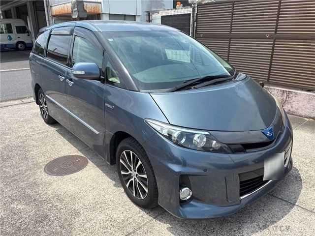 2013 Toyota Estima Hybrid