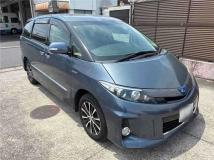 2013 Toyota Estima Hybrid