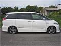 2017 Toyota Estima Hybrid