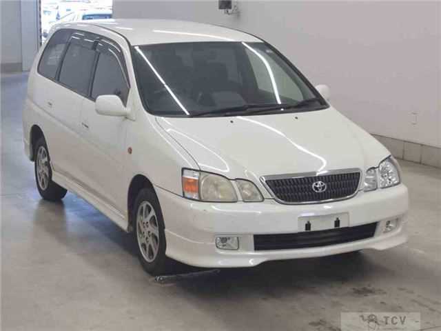 2001 Toyota Gaia