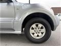 2004 Mitsubishi Pajero
