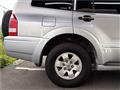 2004 Mitsubishi Pajero