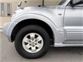 2004 Mitsubishi Pajero