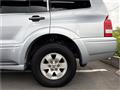 2004 Mitsubishi Pajero