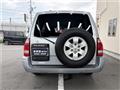 2004 Mitsubishi Pajero