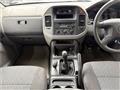 2004 Mitsubishi Pajero