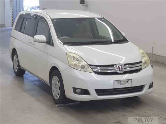 2011 Toyota Isis