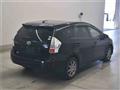 2013 Toyota PRIUS α