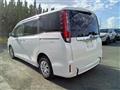 2015 Toyota Noah